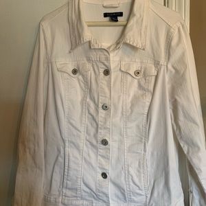 Bandolino White Jean Jacket Size medium